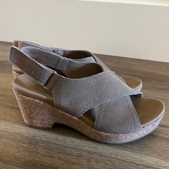 Soft Moc Wedges - Picture 4 of 6